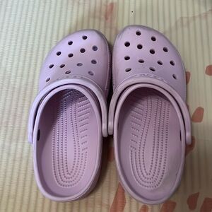 Women’s crocs (light pink)